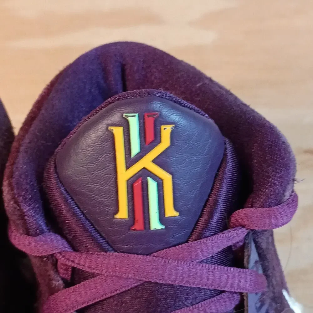 Nike Kyrie 6 Enlightenment Grand Purple Youth Size 4Y Shoes BQ5599-500